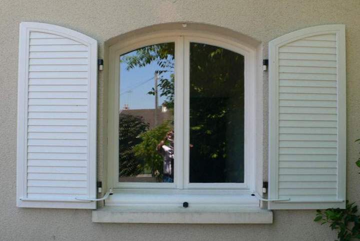 Pose de volets battants Saint-Jean-de-Braye